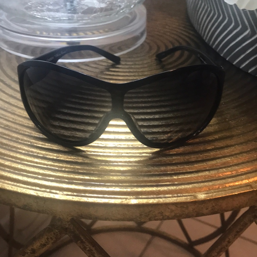 Juicy Couture sunglasses